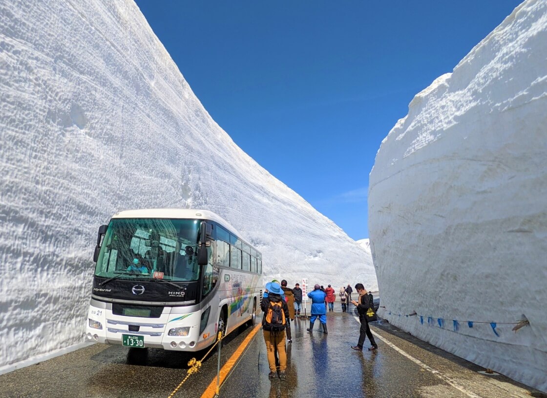 室堂站附近立山黑部阿爾卑斯路線山景實景