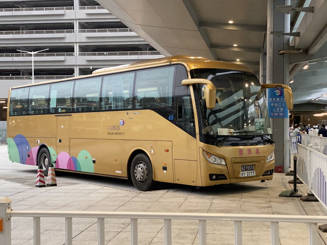 港珠澳大橋穿梭巴士金巴